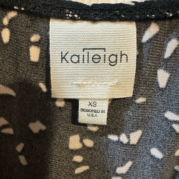 XS Black and Tan Jumpsuit - Picture 6 of 6